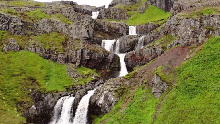 Iceland-Klifbrekku-Waterfall (1)