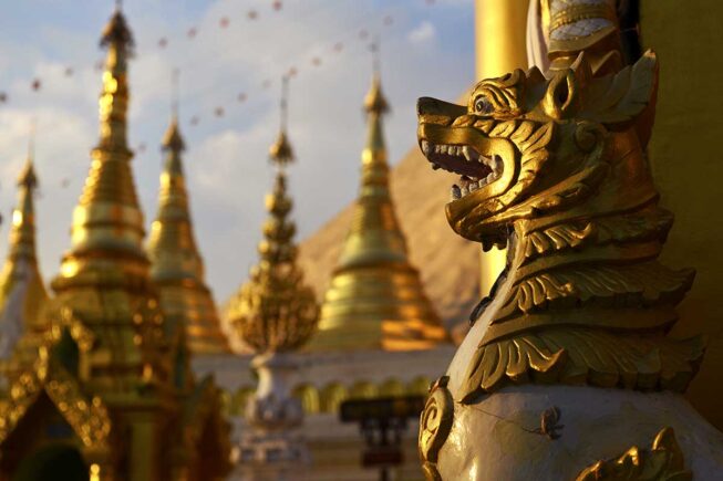 Золотая пагода Шведагон в Янгоне