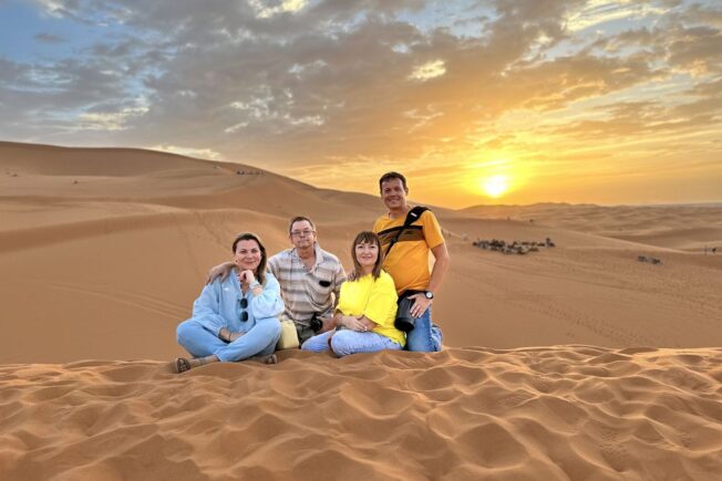 Ночуем в рыжих дюнах Сахары у берберов