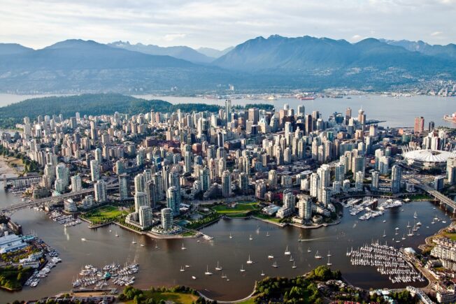 Ванкувер - мегаполис, окруженный Тихим океаном