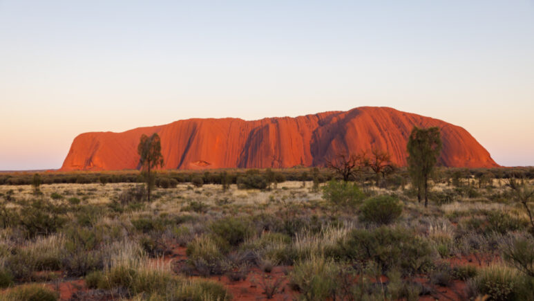 Встретим рассвет у Скалы Улуру